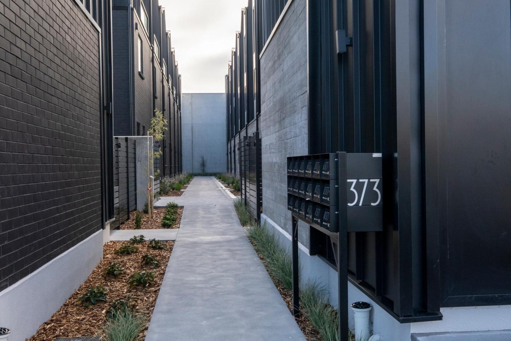 Luxury 2 Bed Townhome In Cbd Christchurch Kültér fotó
